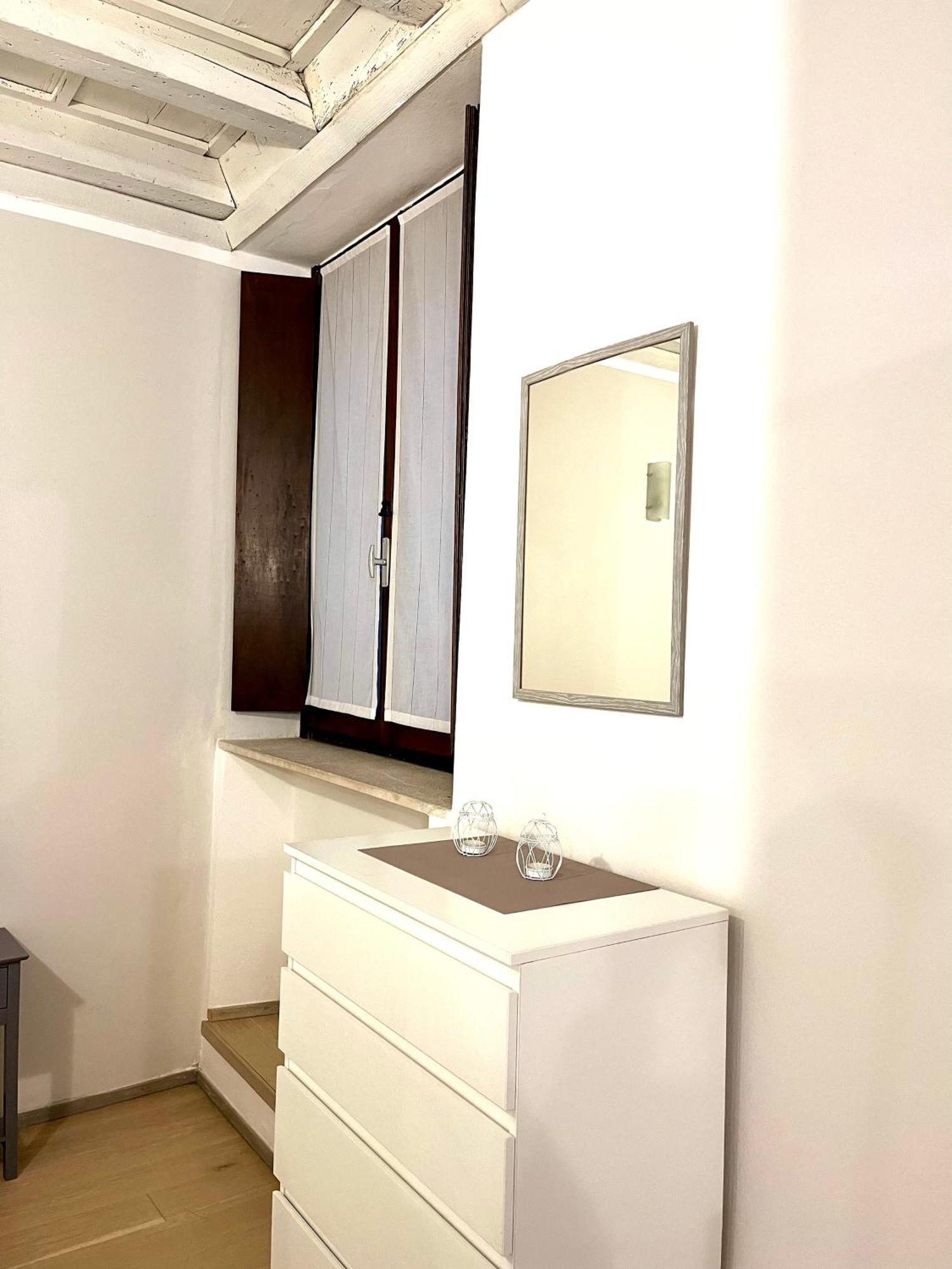Residenza Serena Suite-Centro Storico Mantova Kültér fotó
